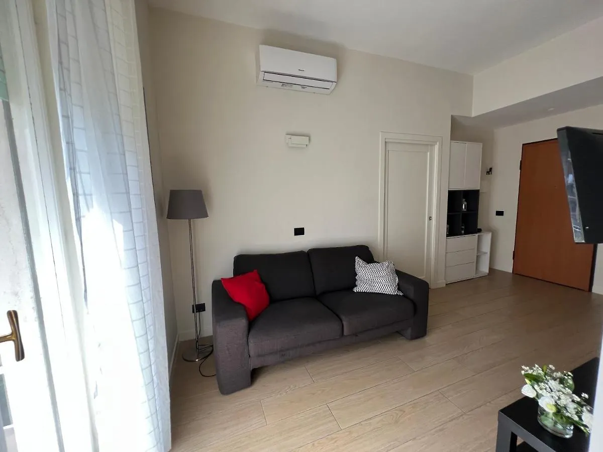 Ma Petite Maison Nápoly Olaszország